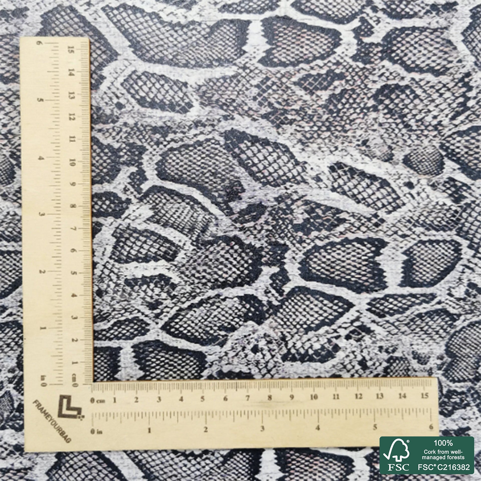 Snake printed pattern on white cork fabric (191)