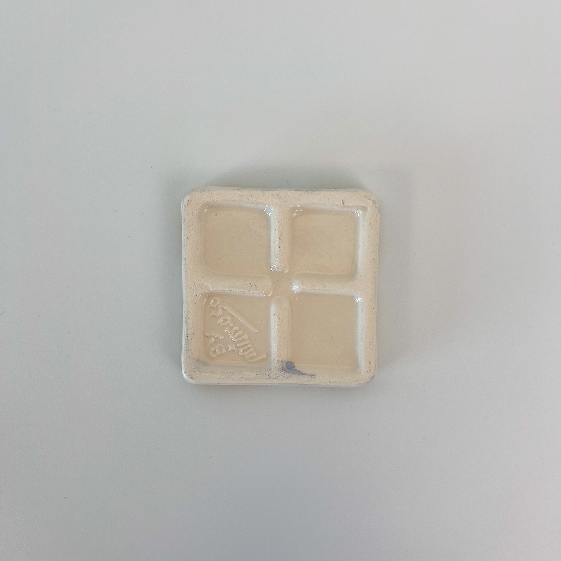 Ceramic door number and letter tile