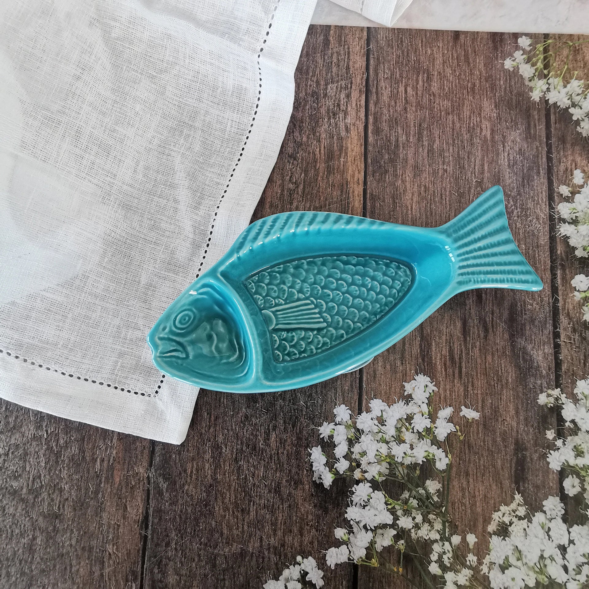 Ceramic fish shape portuguese olive plate