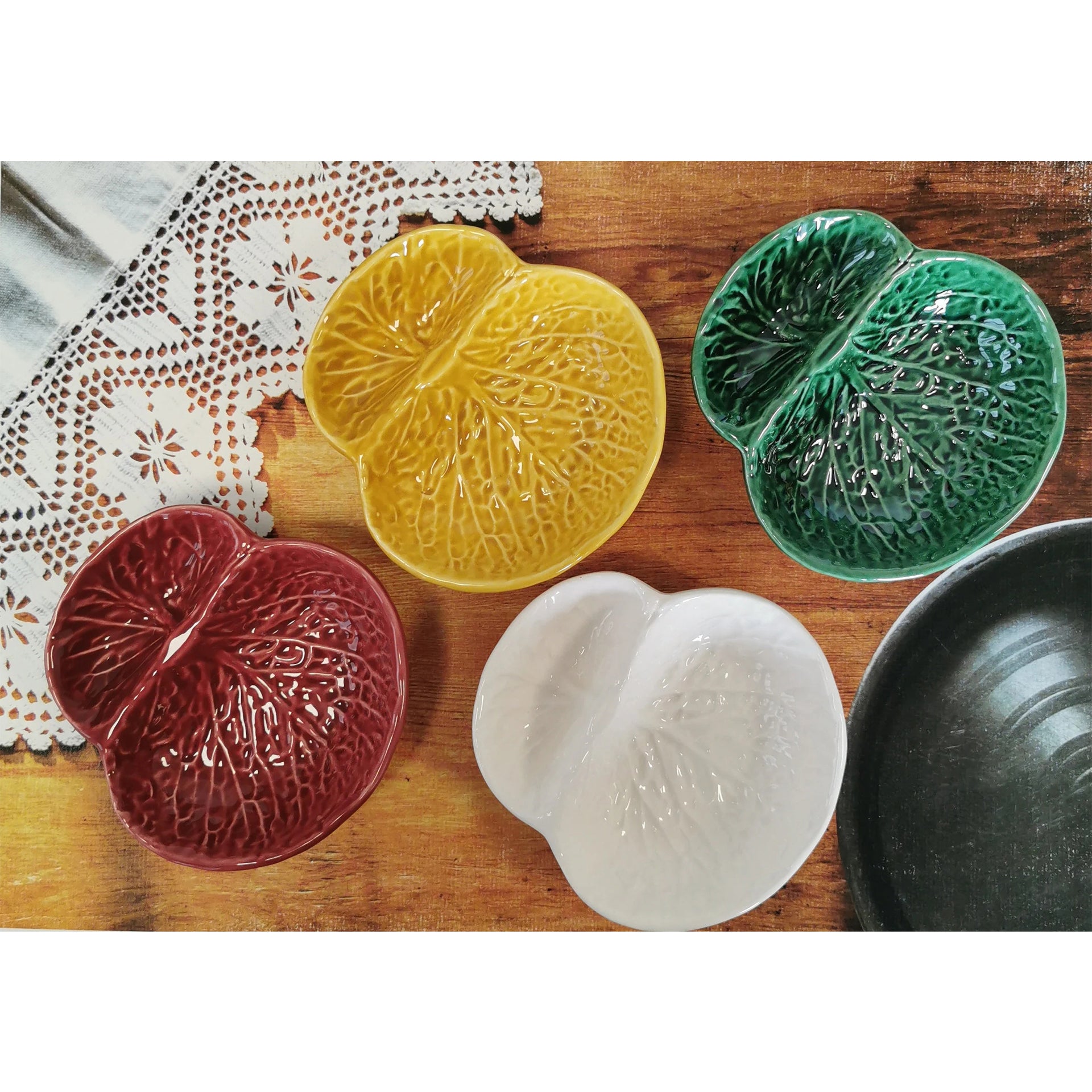 Ceramic portuguese cabbage olive plate