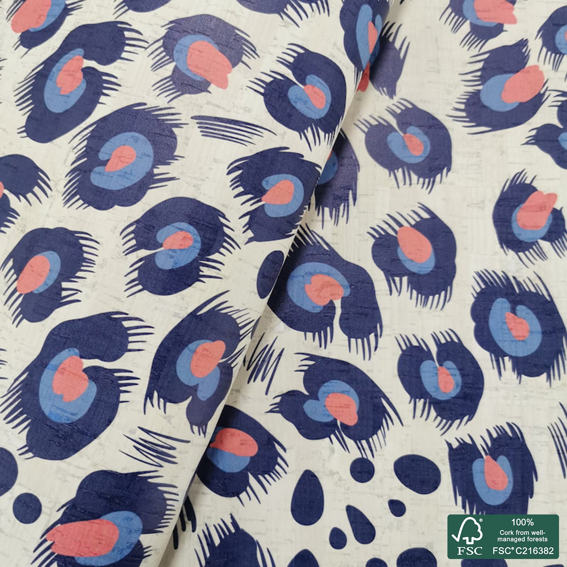 Leopard printed pattern on white cork fabric (192)
