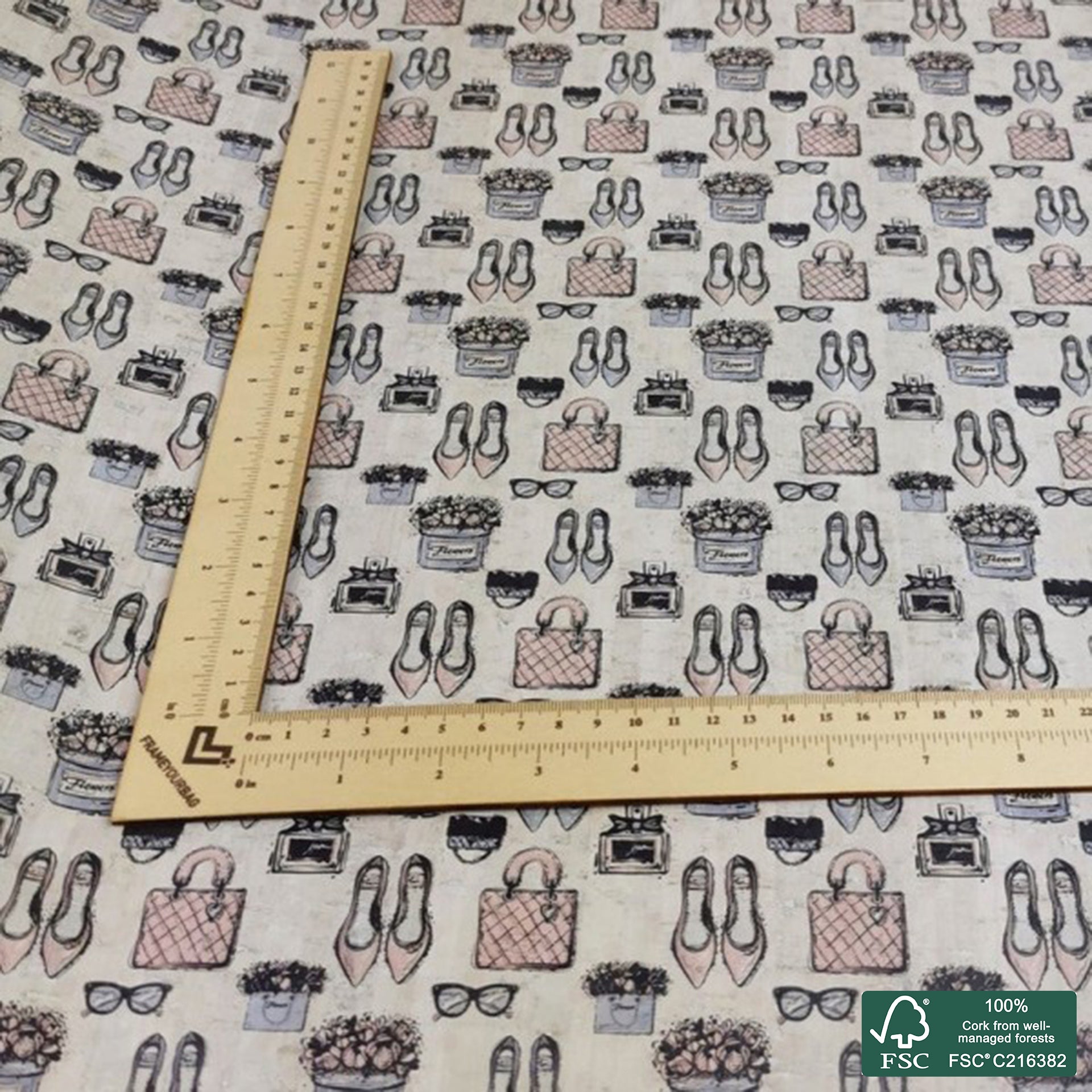 Fashion printed pattern on white cork fabric (222)