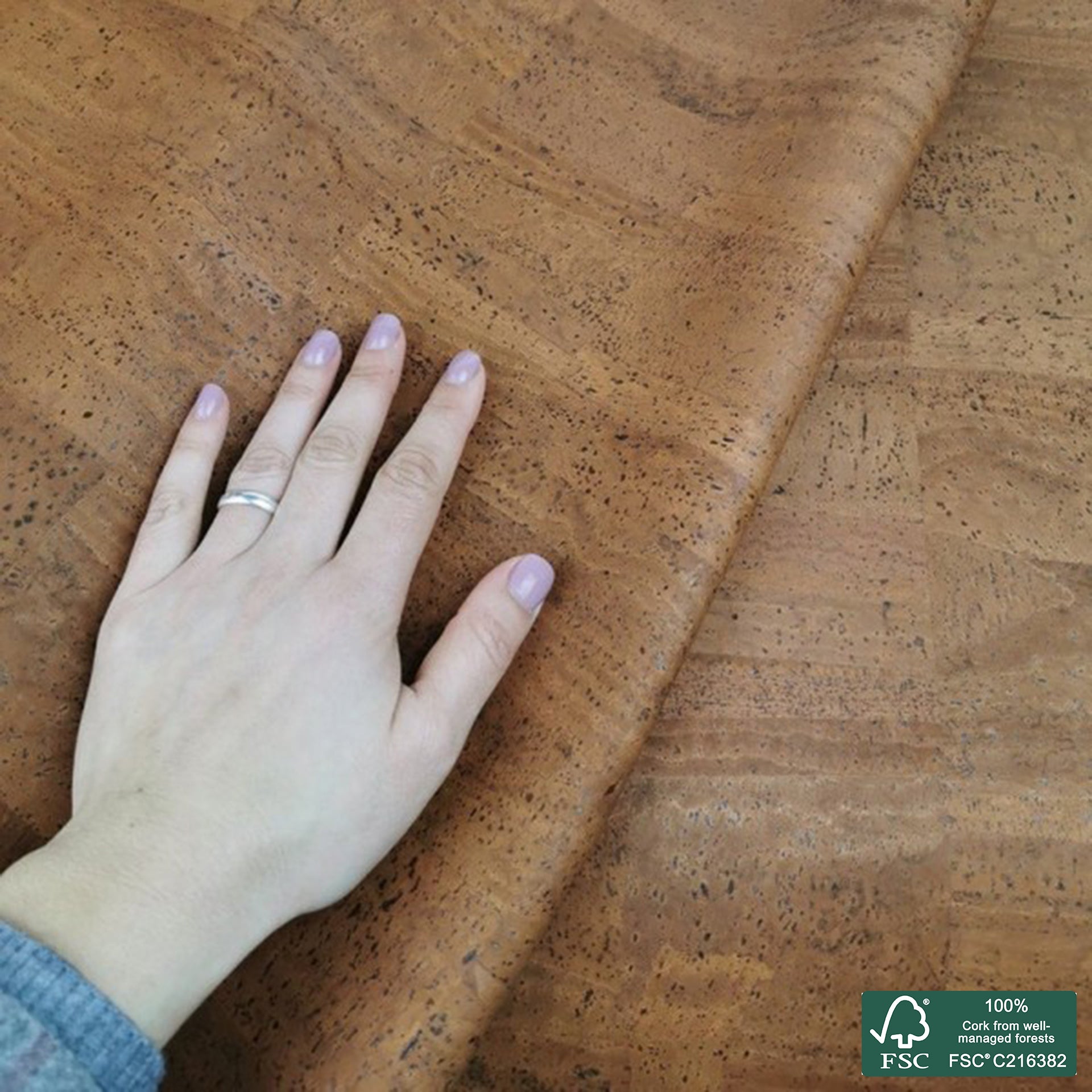 Cinnamon Superior cork fabric