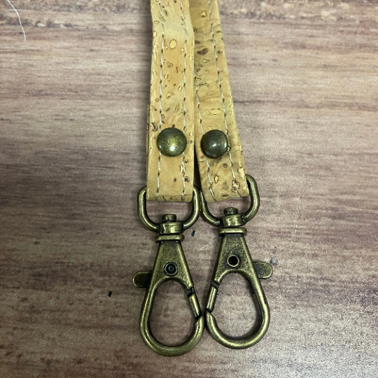 Natural cork handbag handle 120 cm x 10 mm with antique brass hook