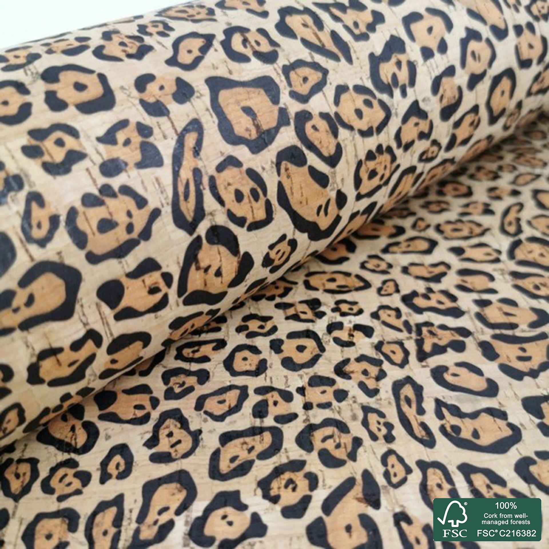 Leopard printed pattern on natural cork fabric (12)