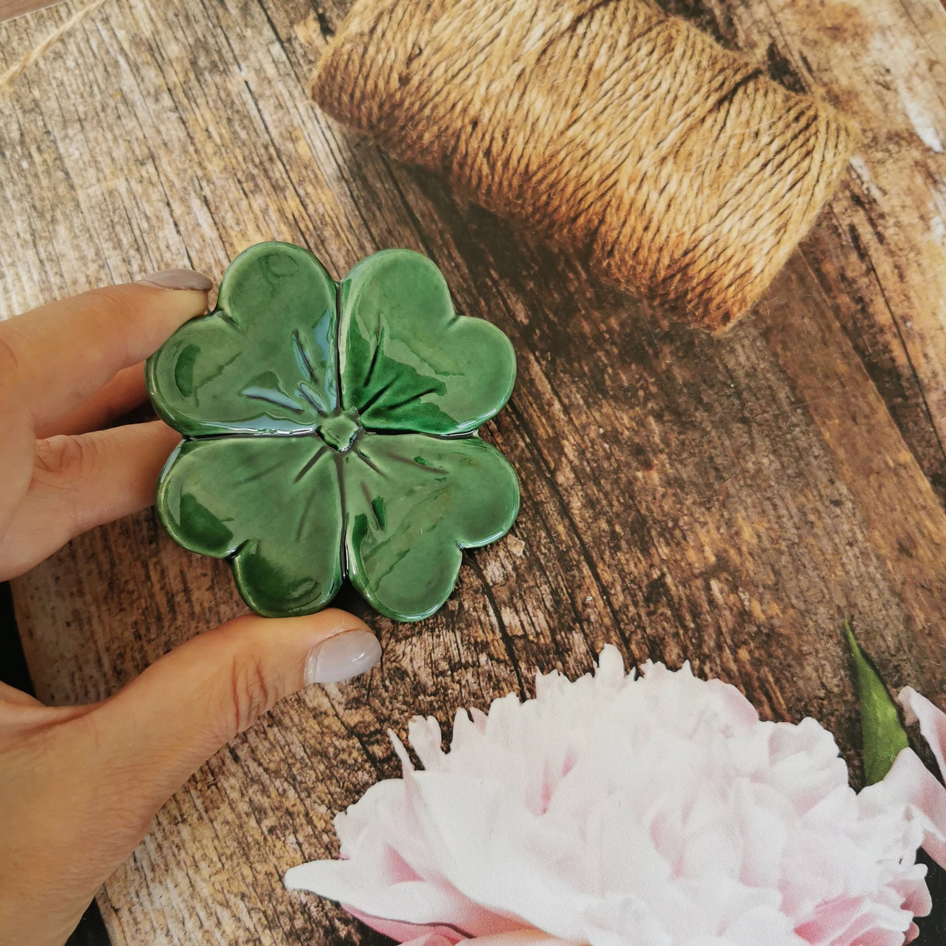 Green 4 leafs ceramic clover