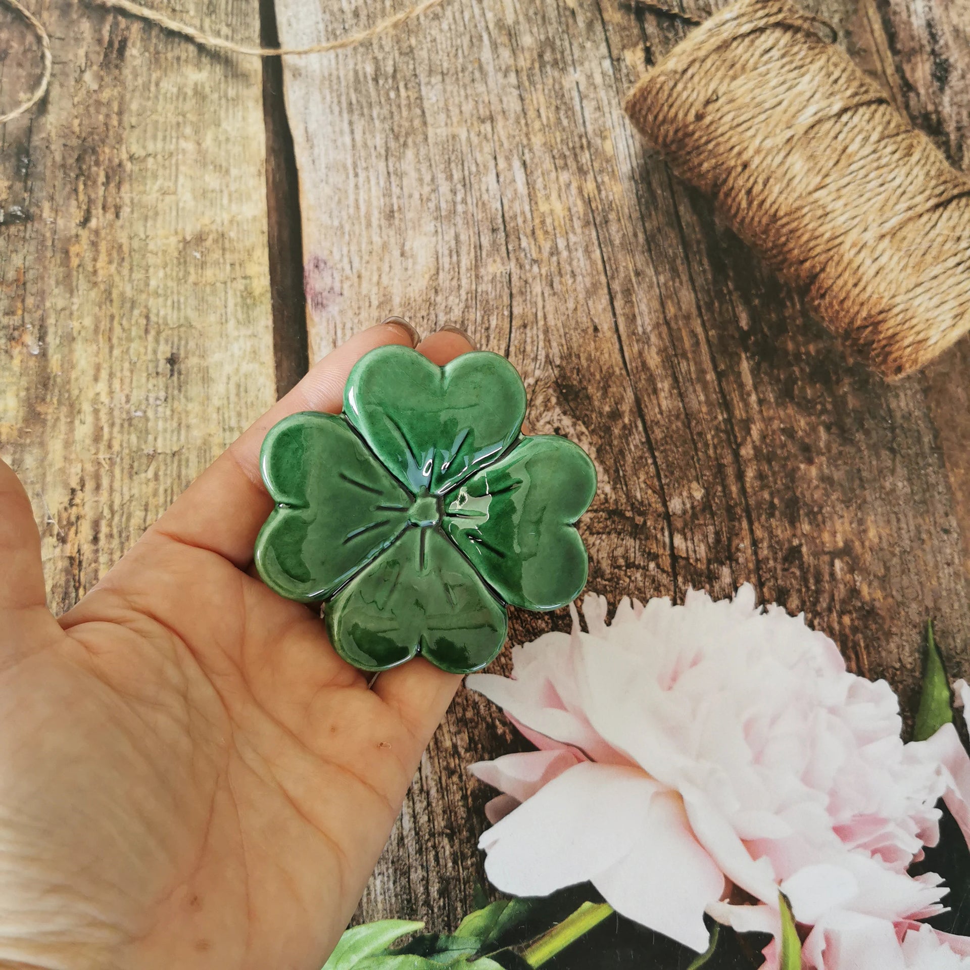 Green 4 leafs ceramic clover