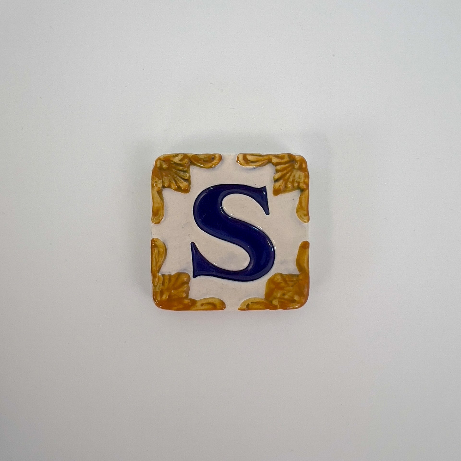 Ceramic door number and letter tile