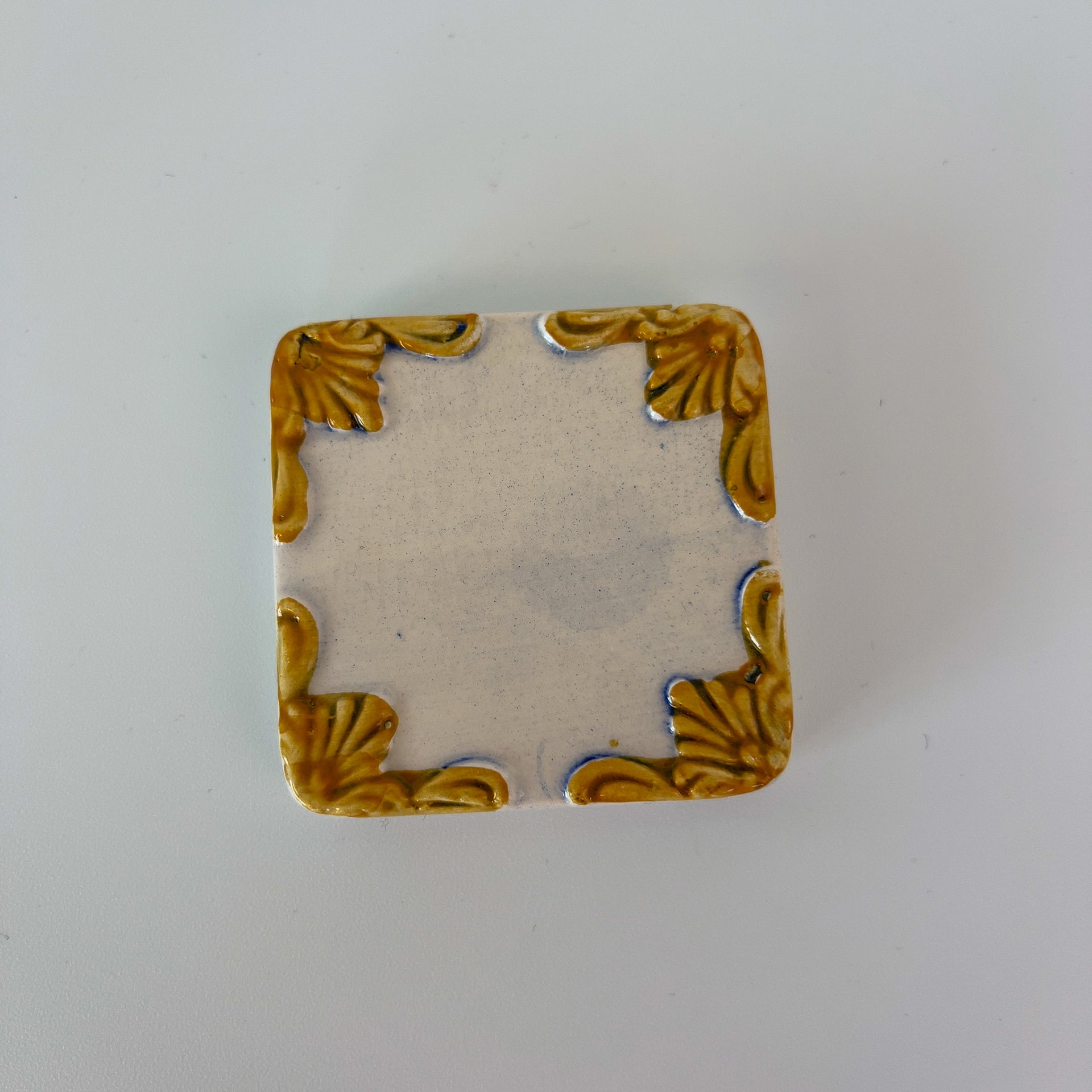 Ceramic door number and letter tile