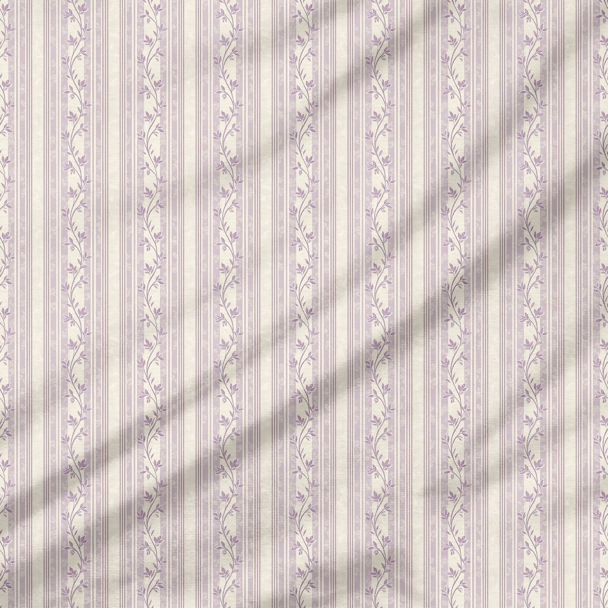 40 Pieces of Vintage Lavender Printed Percale Cotton Fabric (CHP005)